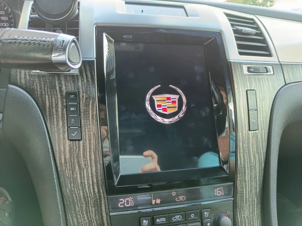 Штатная магнитола Tesla style Teyes TPRO 2 3/32 Cadillac Escalade GMT900 3 (2006-2014)