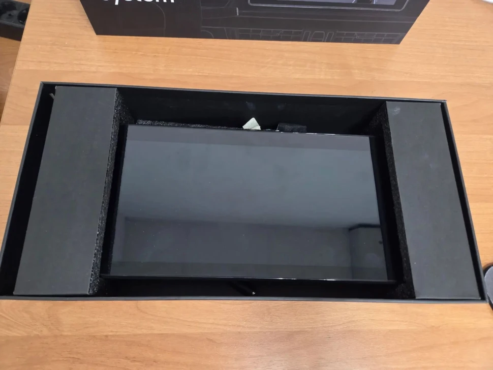 (Уценка) Магнитола 12,3" Teyes LUX ONE 6/128 BMW CCC-платформа